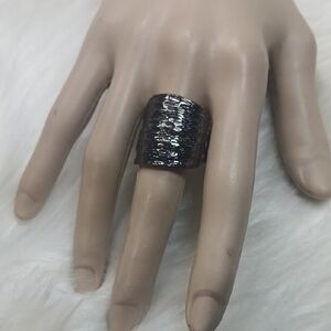 Paparazzi Textured Metallic Black Ring Strech